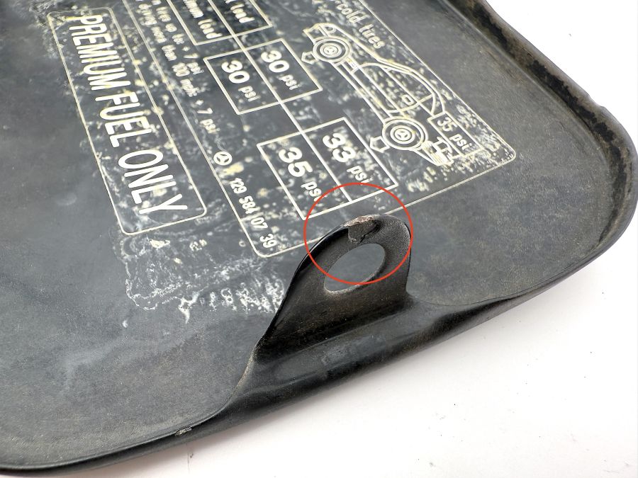 1297500106 1297500306 | Mercedes SL500 | R129 Fuel gas tank door lid cover 1297500106 1297500306 | Mercedes SL500 | R129 Fuel gas tank door lid cover