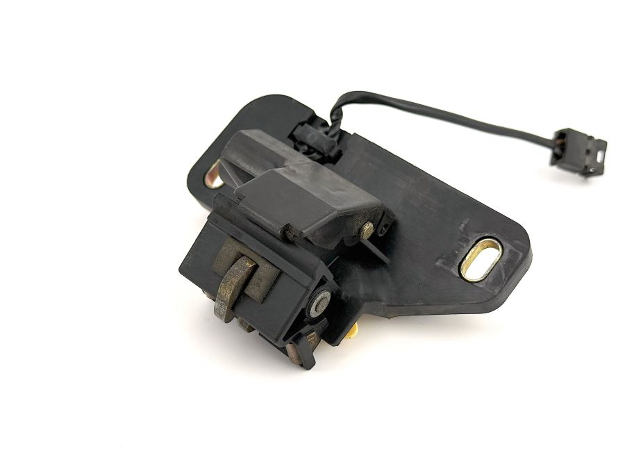 1297500384 1297500223 1298201810 | Mercedes SL500 | R129 Trunk Lock Latch Actuator 1297500384 1297500223 1298201810 | Mercedes SL500 | R129 Trunk Lock Latch Actuator