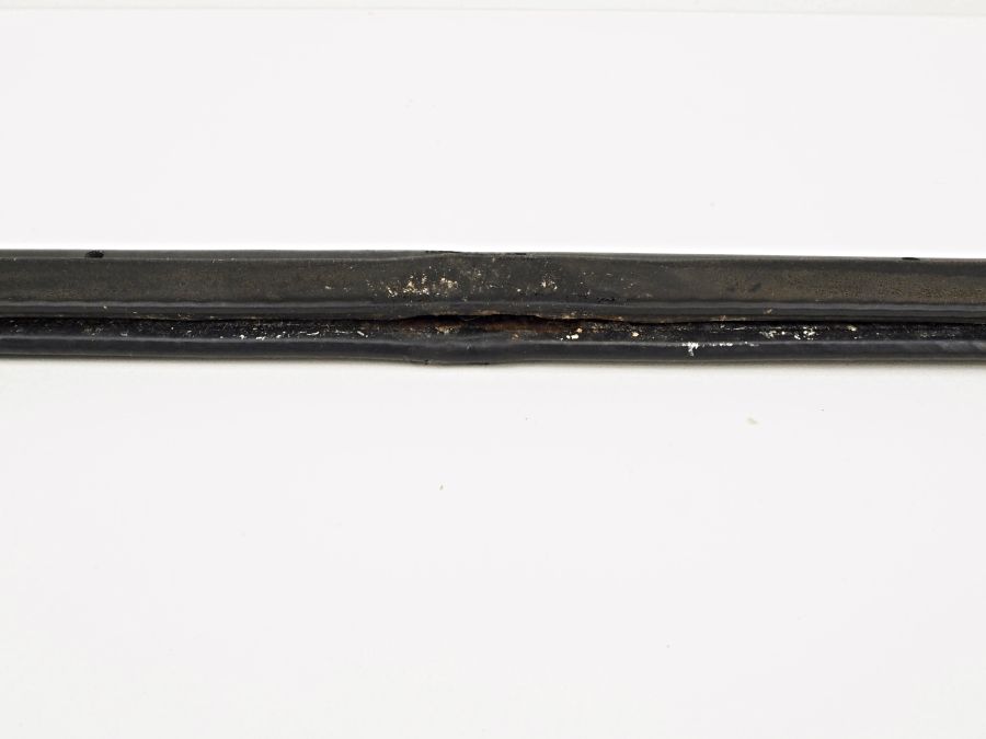 1297580098 | Mercedes SL500 | R129 Rear trunk lid seal