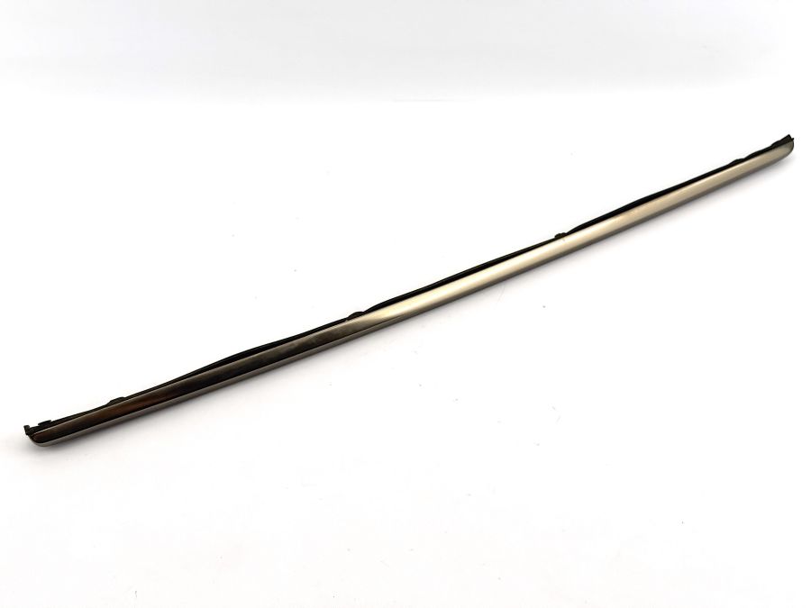 1297580396 1297500193 | Mercedes SL500 | R129 Rear trunk chrome strip trim 1297580396 1297500193 | Mercedes SL500 | R129 Rear trunk chrome strip trim