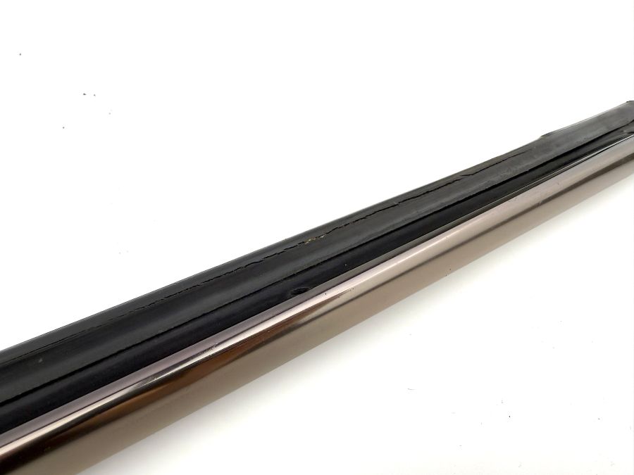 1297580396 1297500193 | Mercedes SL500 | R129 Rear trunk chrome strip trim 1297580396 1297500193 | Mercedes SL500 | R129 Rear trunk chrome strip trim