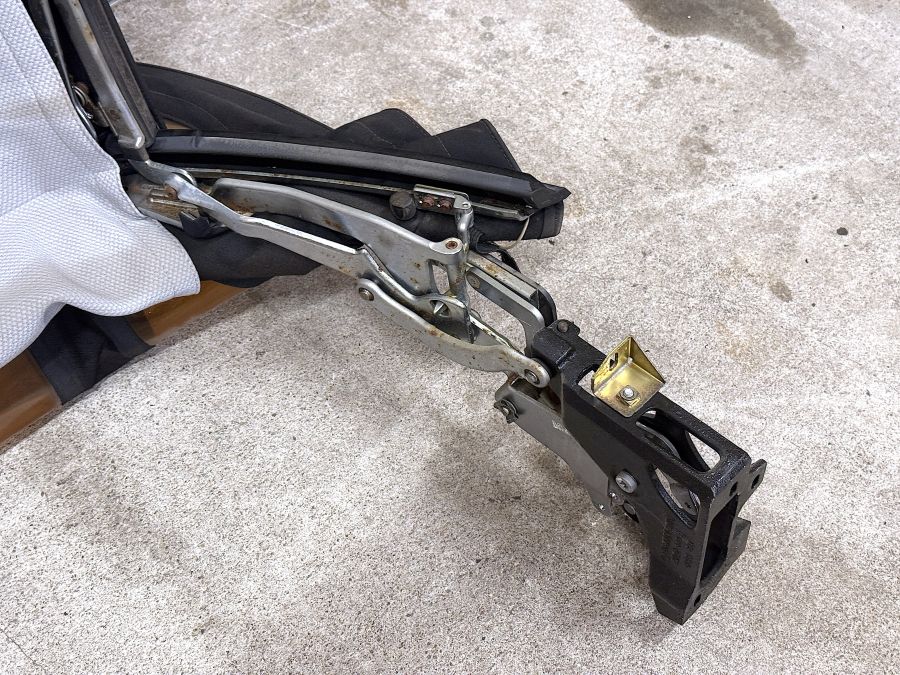1297700301 1297701482 1297701182 | Mercedes SL500 | R129 Soft top convertible roof with frame 1297700301 1297701482 1297701182 | Mercedes SL500 | R129 Soft top convertible roof with frame
