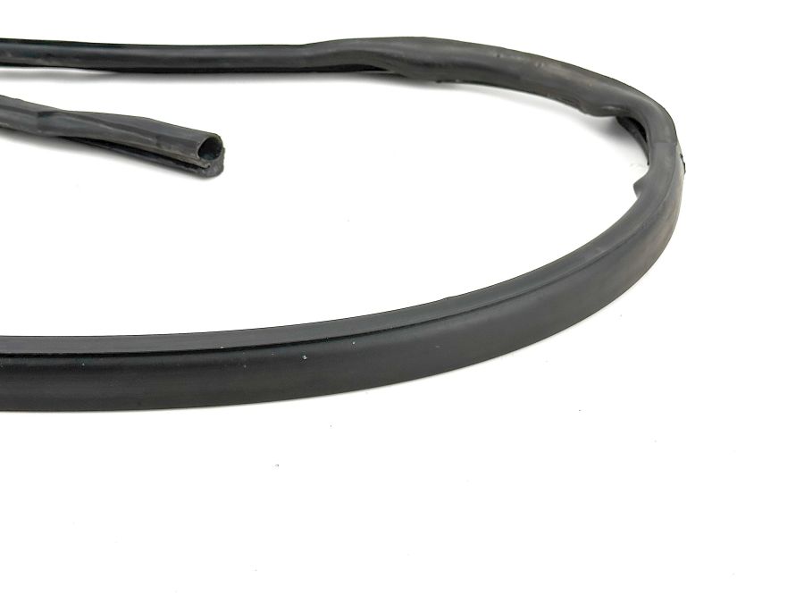 1297702098 | Mercedes SL500 | R129 Folding soft top rubber seal