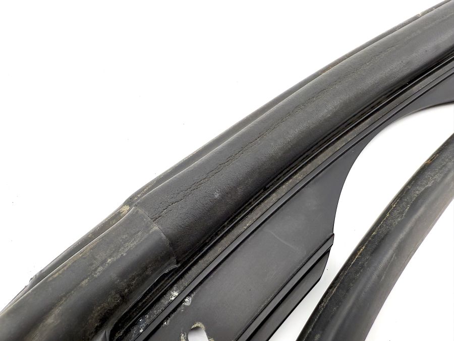 1297710139 1297703998 | Mercedes SL500 | R129 Folding top front seal rail