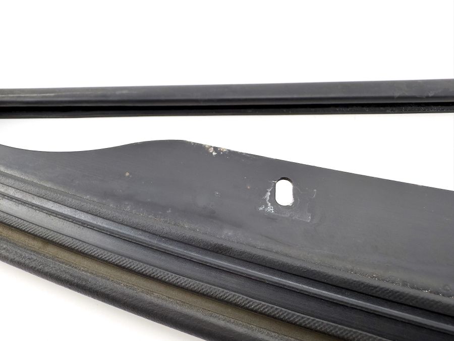1297710139 1297703998 | Mercedes SL500 | R129 Folding top front seal rail