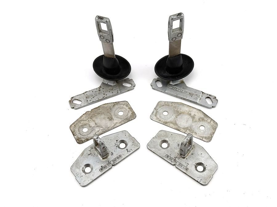 1297740913 1297741013 1297741113 | Mercedes 300SL-24 | R129 Softtop roof locking pins