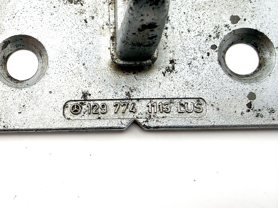 1297740913 1297741013 1297741113 | Mercedes 300SL-24 | R129 Softtop roof locking pins