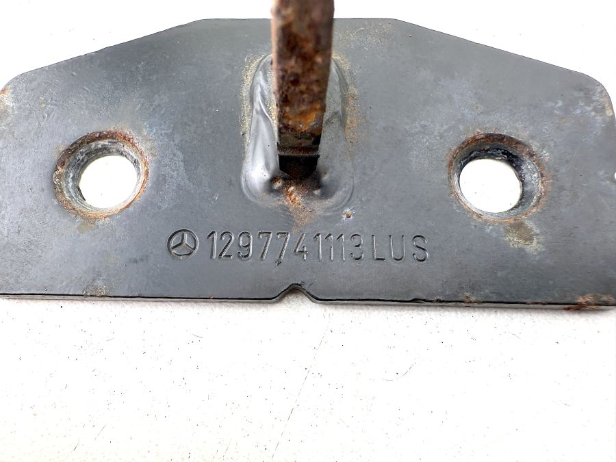 1297741313 1297741413 1297741113 | Mercedes SL500 | R129 Soft top locking pins