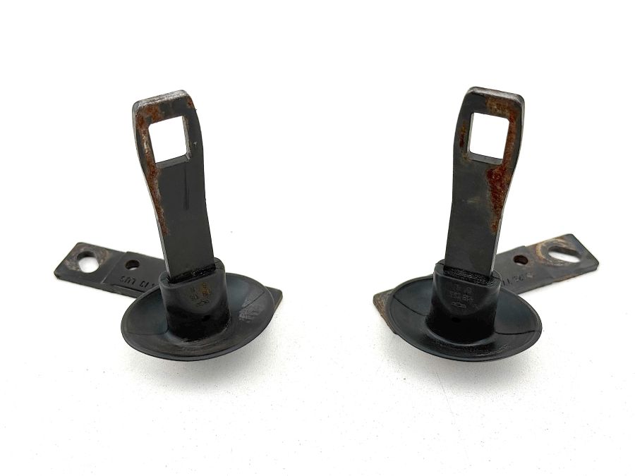 1297741313 1297741413 1297741113 | Mercedes SL500 | R129 Soft top locking pins