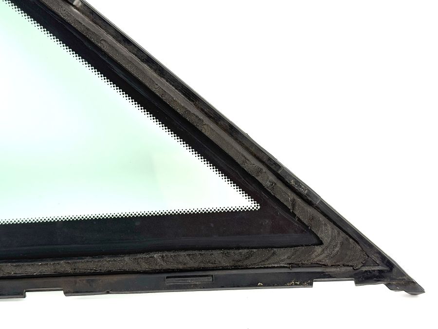 1297900690 | Mercedes 300SL-24 | R129 Hardtop rear right side window glass