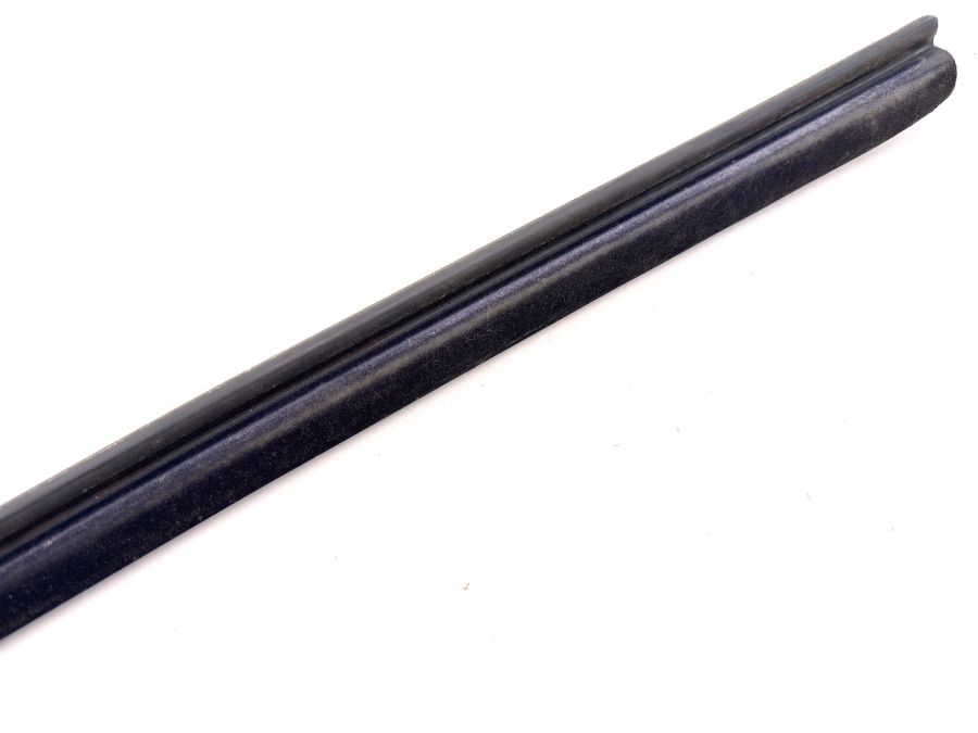 1297902198 1297901598 1297901298 | Mercedes 300SL-24 | R129 Hardtop seal