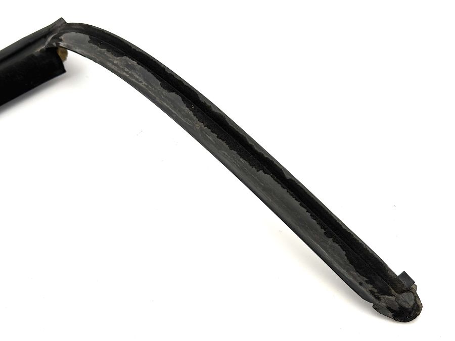 1297902198 | Mercedes SL500 | R129 Hardtop seal