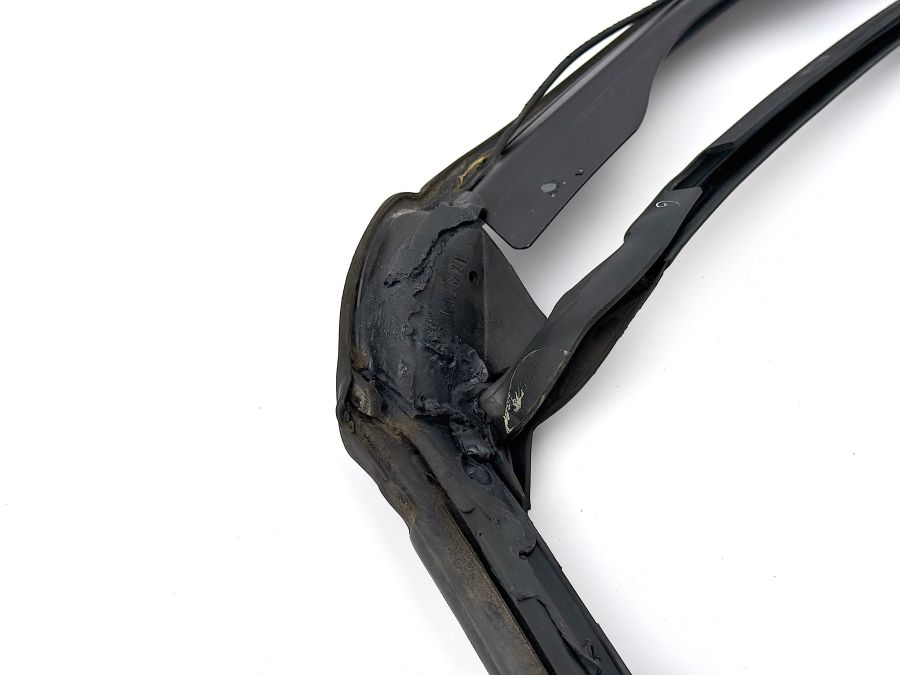 1297902198 | Mercedes SL500 | R129 Hardtop seal