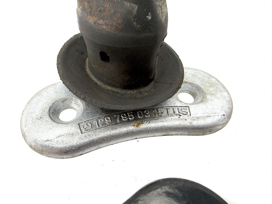 1297950415 1297950315 | Mercedes 300SL-24 | R129 Hardtop locking pin set