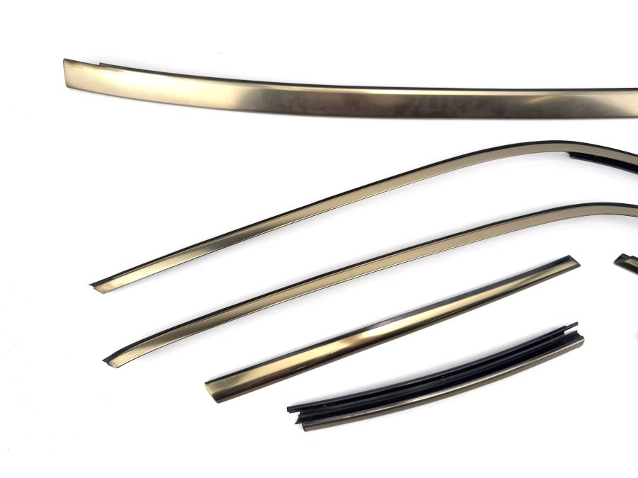 1297950484 1297952184 1297952284 | Mercedes SL500 | R129 Hardtop garnish mouldings