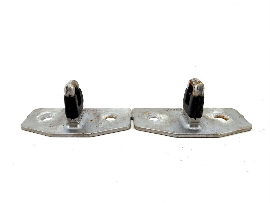 1297950615 | Mercedes 300SL-24 | R129 Hardtop roof locking pins