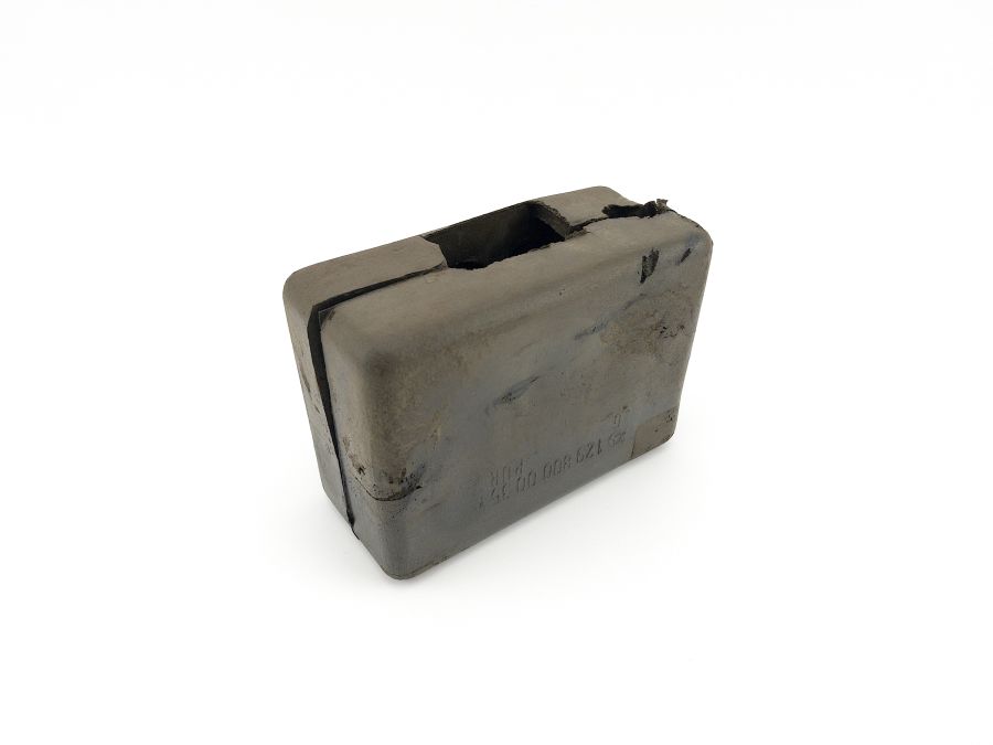 1298000035 | Mercedes SL500 | R129 Vacuum pump cover