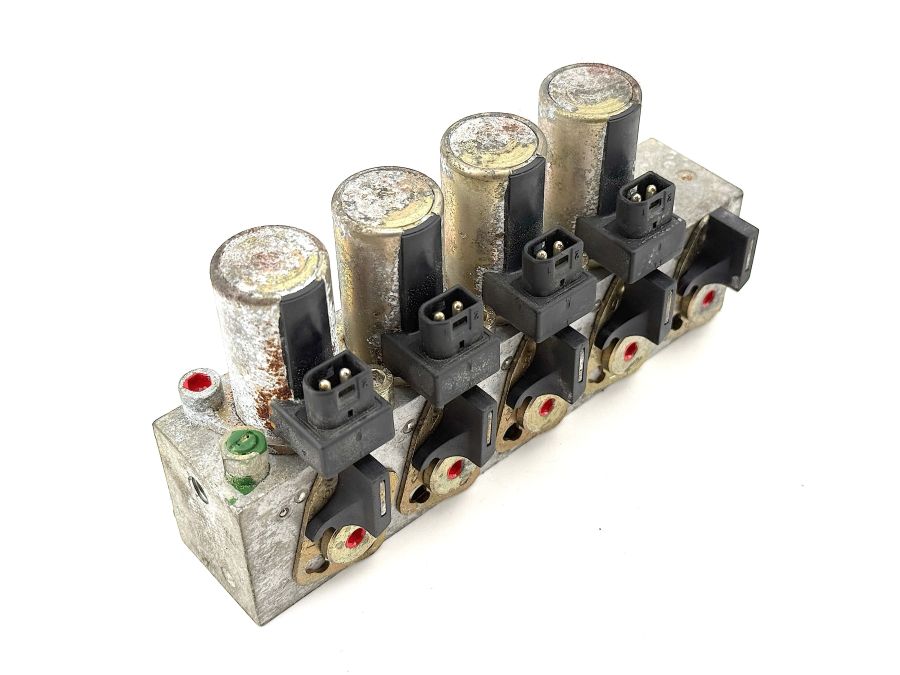 1298000178 1298000078 | Mercedes 300SL-24 | R129 Convertible top left hydraulic valve block