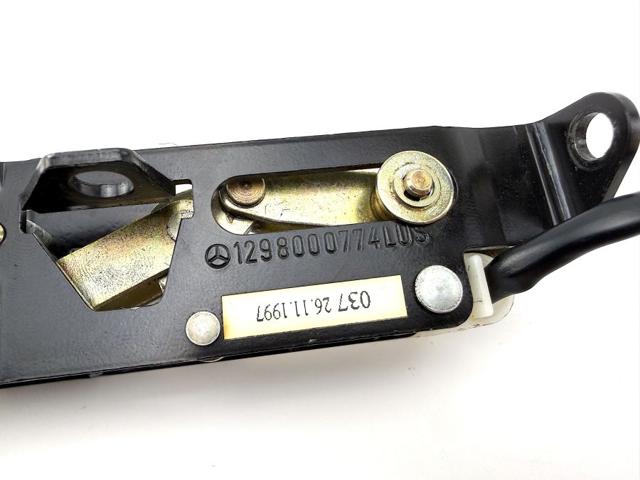 1298000774 | Mercedes SL500 | R129 Roof front left lock latch