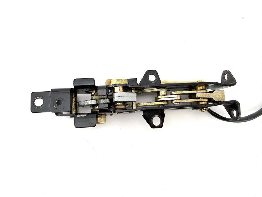 1298000774 | Mercedes SL500 | R129 Roof front left lock latch