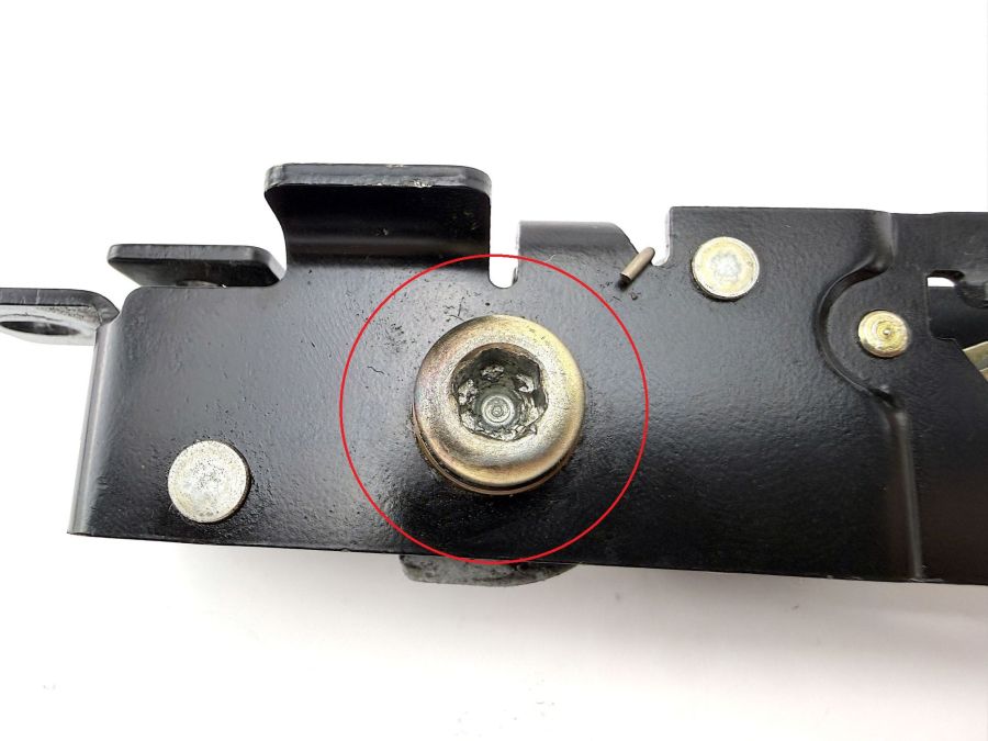 1298000774 | Mercedes SL500 | R129 Roof front left lock latch