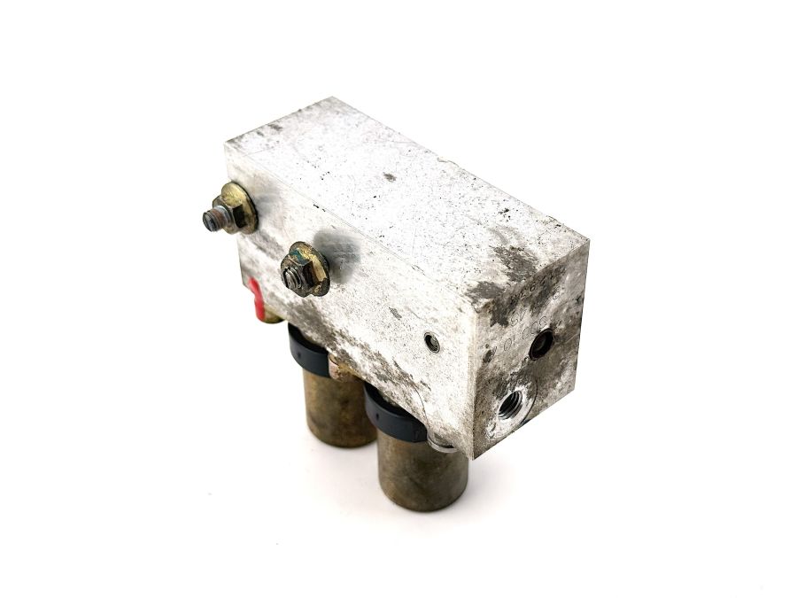 1298001078 | Mercedes 300SL-24 | R129 Convertible top right hydraulic valve block