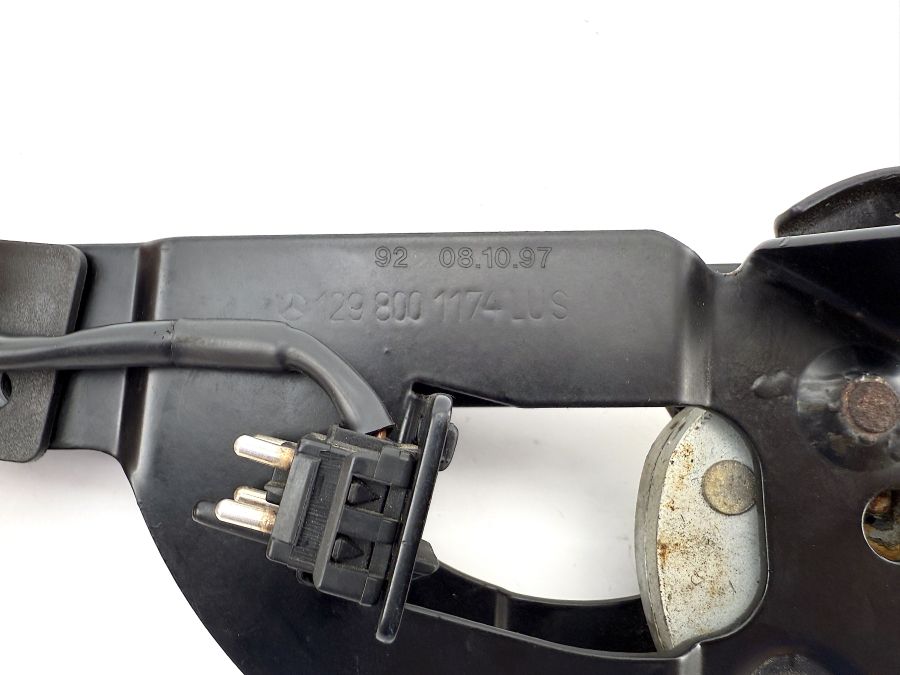 1298001174 | Mercedes SL500 | R129 Rear left convertible roof lock 1298001174 | Mercedes SL500 | R129 Rear left convertible roof lock