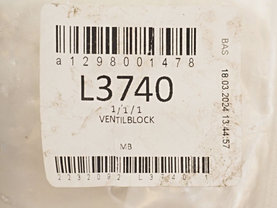 1298001478 | Mercedes SL-Class | R129 Vacuum valve air distributor