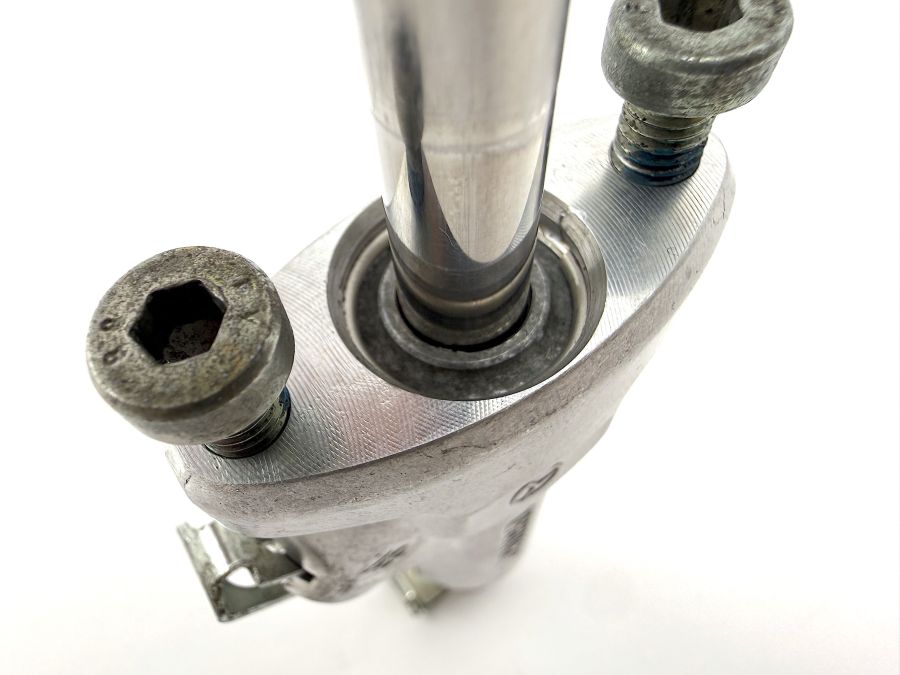 1298001672 | Mercedes SL500 | R129 Front roof lock latch cylinder- refurbished