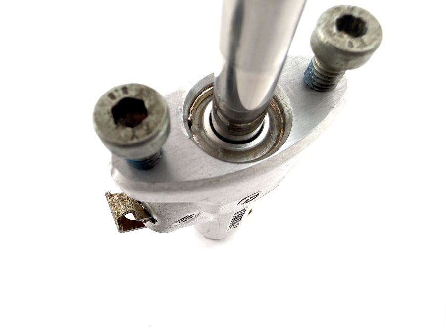 1298001672 | Mercedes SL500 | R129 Front roof lock latch cylinder- refurbished