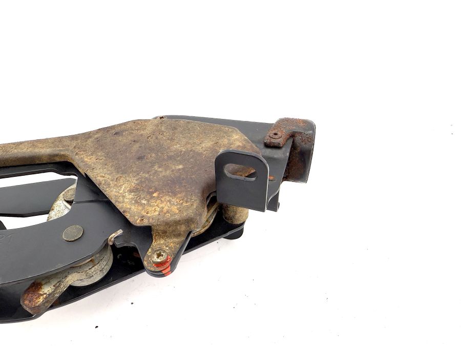 1298001774 | Mercedes SL500 | R129 Rear right convertible roof lock 1298001774 | Mercedes SL500 | R129 Rear right convertible roof lock