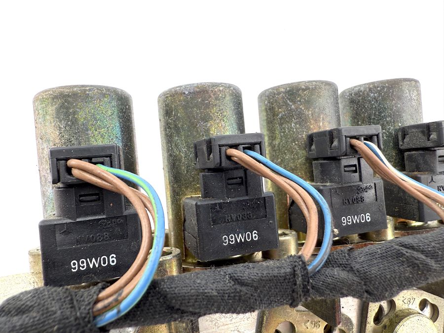 1298002578 | Mercedes SL500 | R129 Convertible top left hydraulic valve block