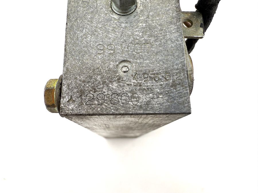 1298002578 | Mercedes SL500 | R129 Convertible top left hydraulic valve block