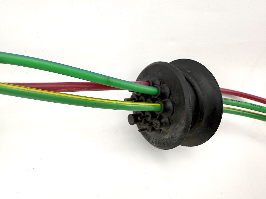 1298002878 1298050714 | Mercedes SL500 | R129 Heater control vacuum valve