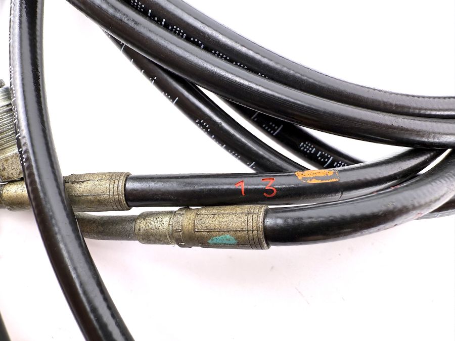 1298004183 1298002283 1298002083 | Mercedes SL500 | R129 Lines from pump to right valve block 1298004183 1298002283 1298002083 | Mercedes SL500 | R129 Lines from pump to right valve block