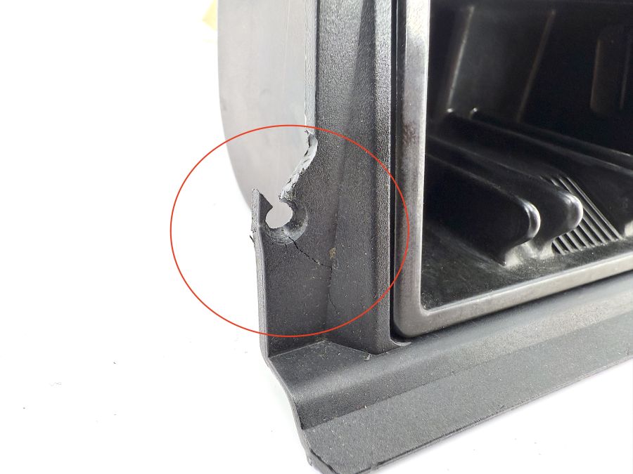 1298100579 2028100028 | Mercedes SL500 | R129 Center console ashtray storage 1298100579 2028100028 | Mercedes SL500 | R129 Center console ashtray storage