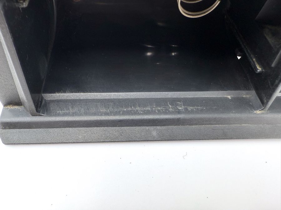 1298100579 2028180028 | Mercedes SL500 | R129 Center console ashtray storage