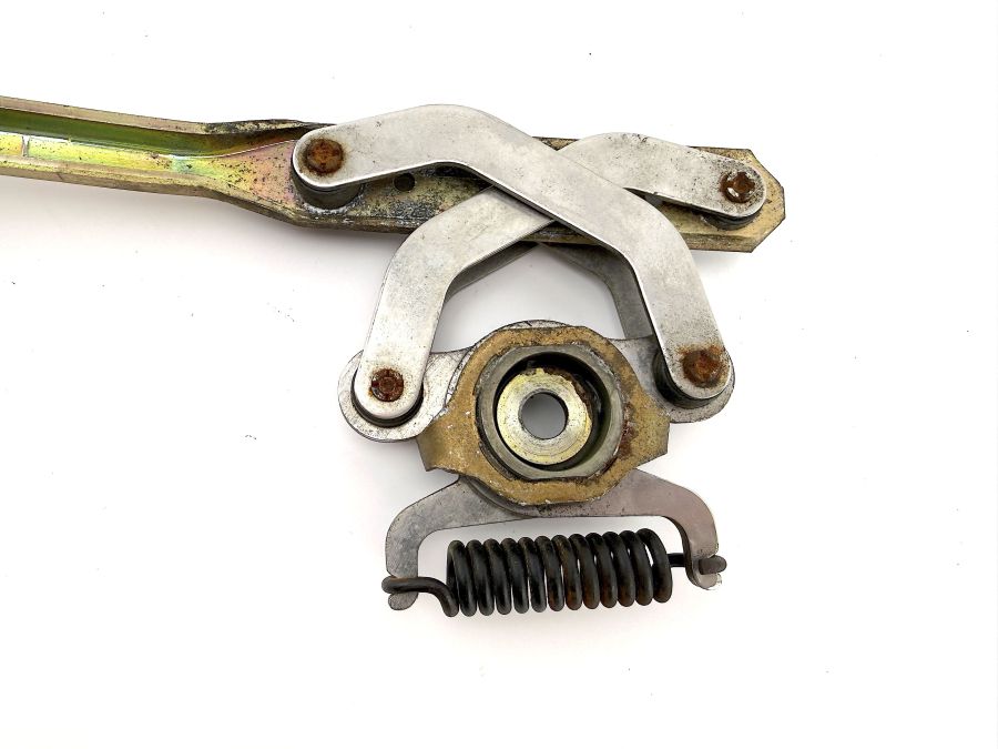 1298200141 0028200741 | Mercedes 300SL-24 | R129 Windscreen wiper mechanism linkage