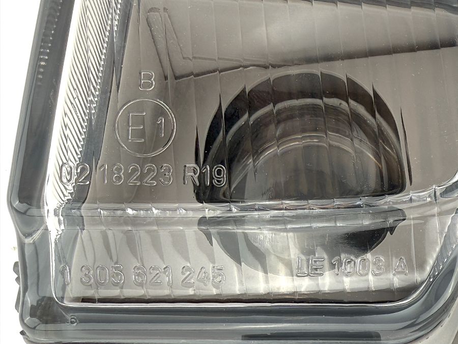 1298200156 0305120001 | Mercedes SL-Class | R129 Front left fog light