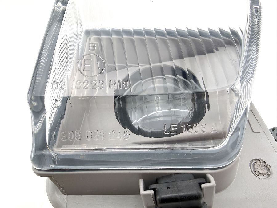 1298200156 0305120001 | Mercedes SL-Class | R129 Front left fog light