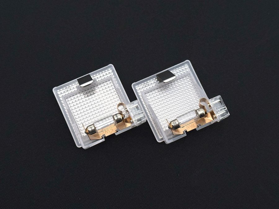 1298200201 | Mercedes SL-Class | R129 Pre-facelift door panel lamps pair