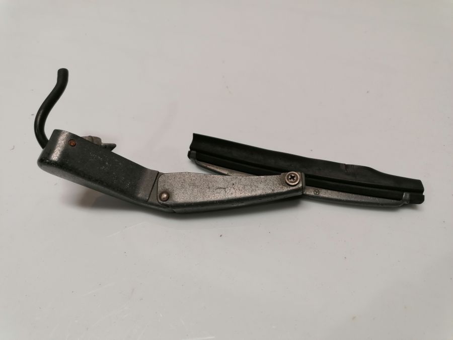 1298200344 1298201744 | Mercedes 500SL | R129 Left Headlight Wiper Arm Blade