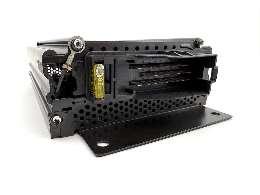 1298200389 | Mercedes SL500 | R129 Bose audio amplifier 1298200389 | Mercedes SL500 | R129 Bose audio amplifier