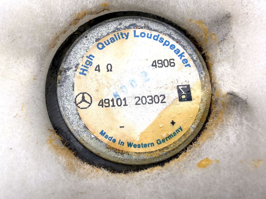 1298200409 | Mercedes 300SL-24 | R129 Right door speaker panel