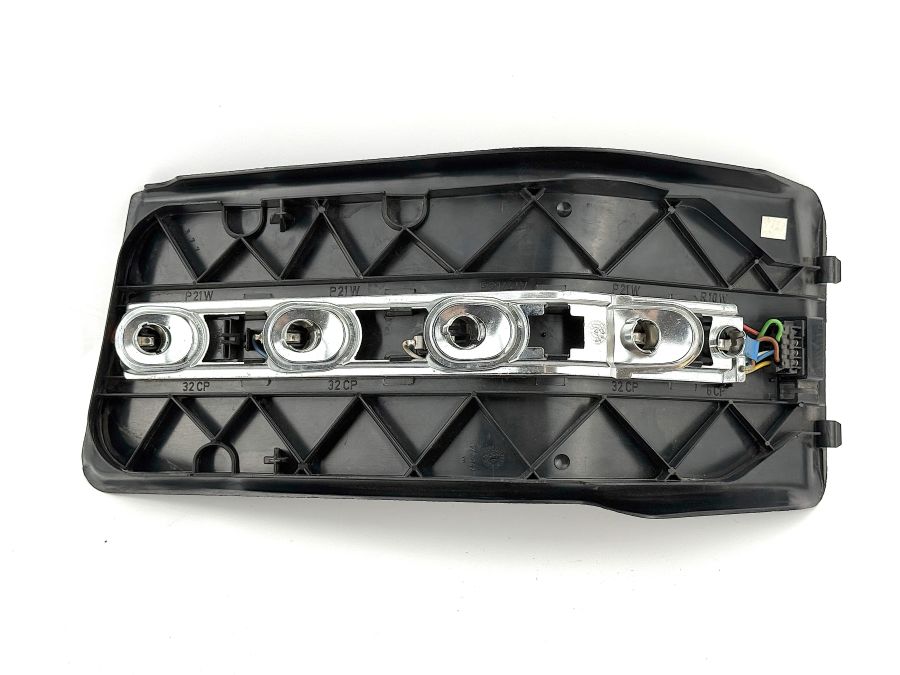 1298200677 | Mercedes SL500 | R129 Tail light bulb mount rear right
