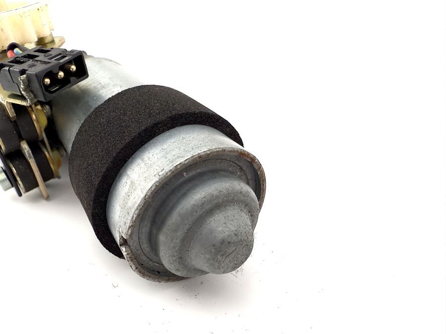 1298200842 | Mercedes SL500 | R129 Left seat backrest adjustment motor