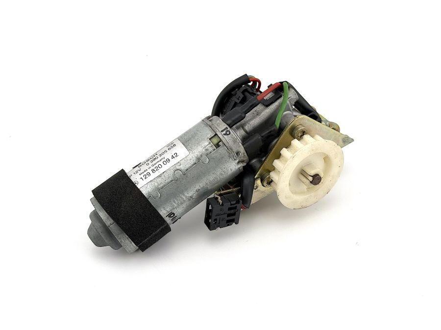 1298200942 | Mercedes SL500 | R129 Right seat backrest adjustment motor