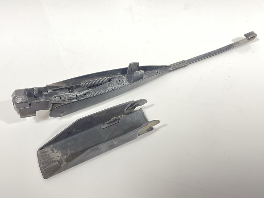 1298200944 1248240349 | Mercedes SL500 | R129 Wiper arm and arm cap