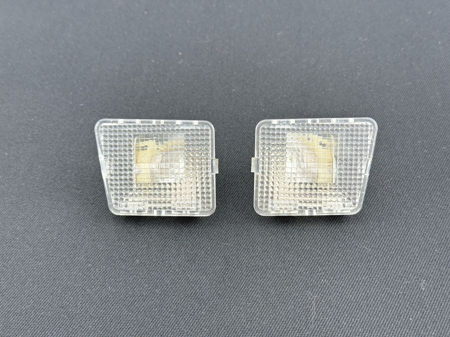 1298201866 1298201766 | Mercedes SL500 | R129 Dome light lamp set
