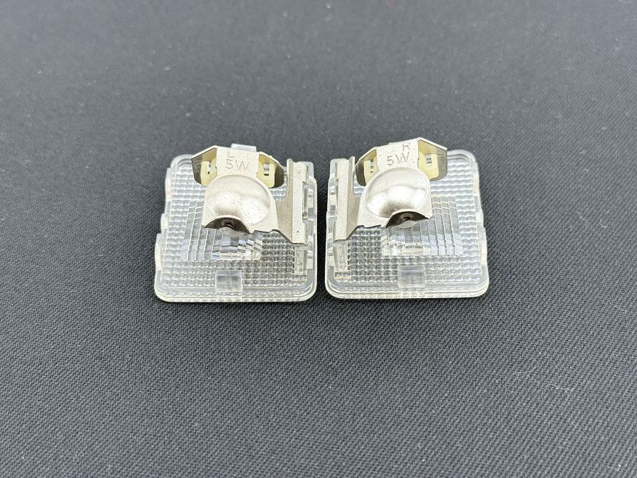 1298201866 1298201766 | Mercedes SL500 | R129 Dome light lamp set